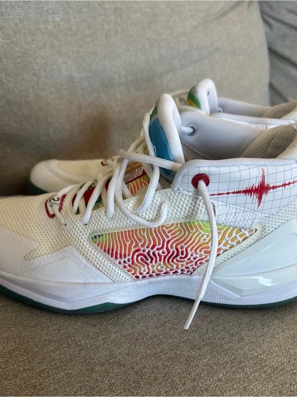 Men’s New Balance KAWHI Seismic Moment Basketball Shoe
